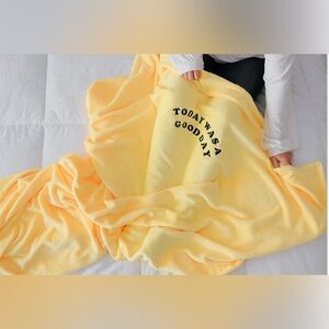 Copus Pocus TODAY WAS A GOOD DAY PLUSH FLEECE NAP BLANKET NEW
